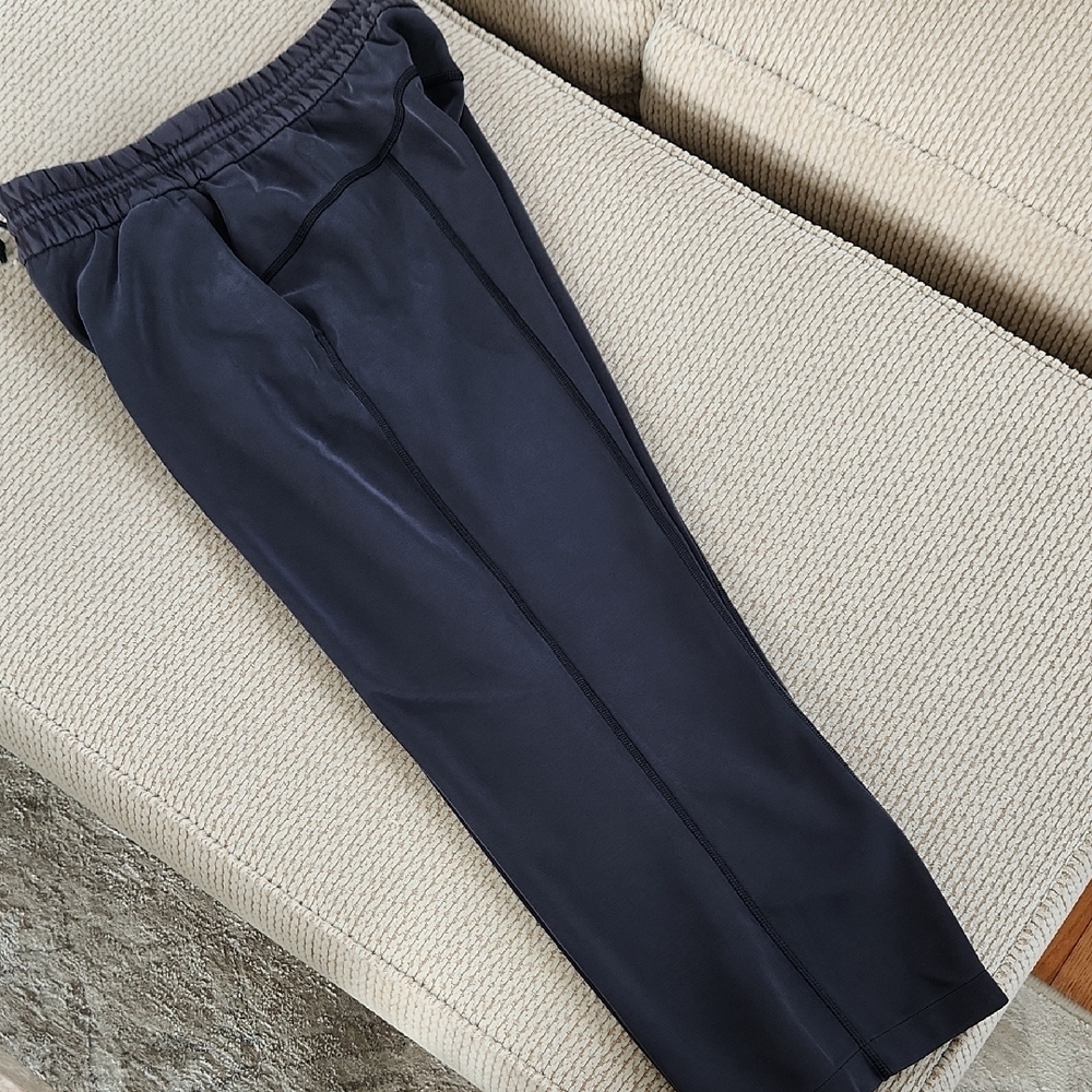 Like New, Lululemon Pants, Size 6